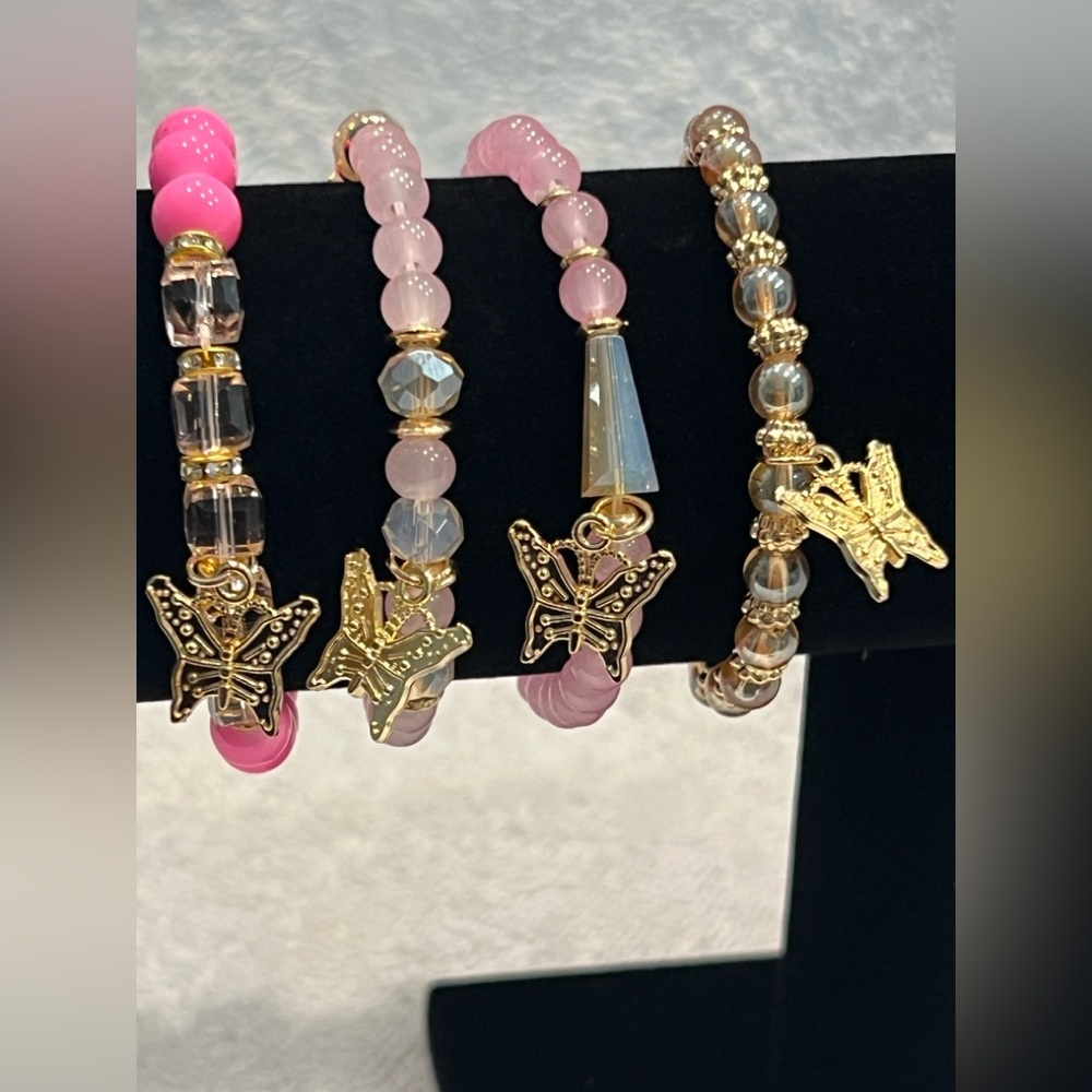 Elegant Gold Butterfly Charm Bracelet Set in shades of pink/champagne Combo